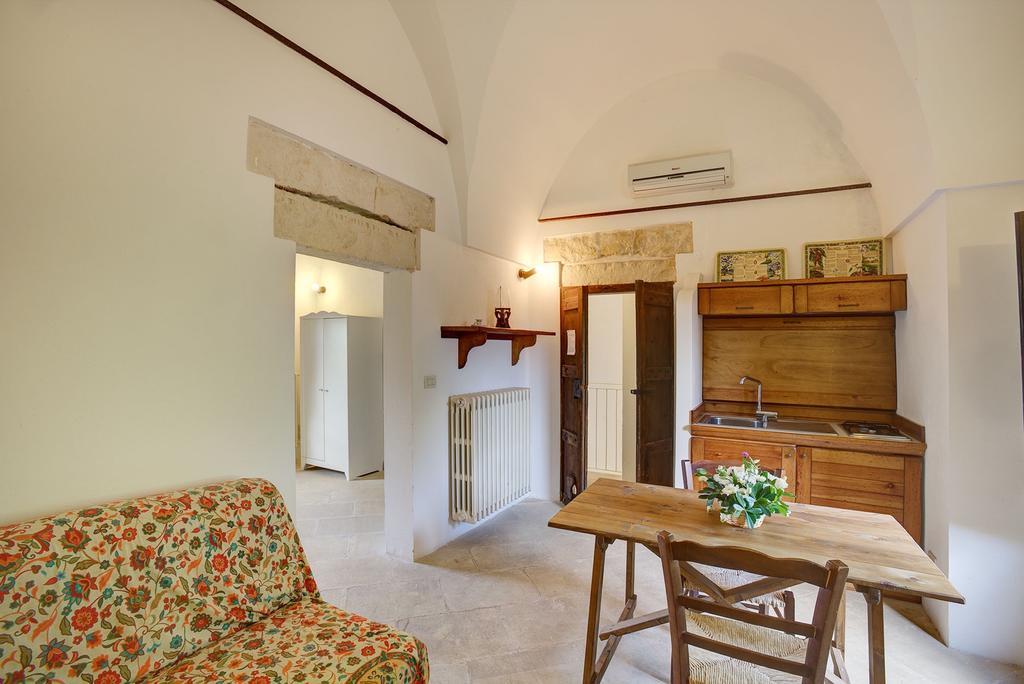 Tenuta Sant'Andrea Giuggianello Phòng bức ảnh
