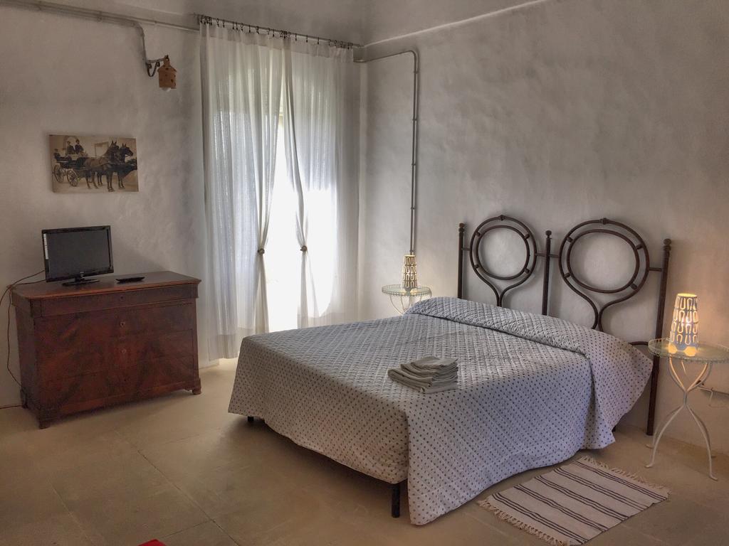 Tenuta Sant'Andrea Giuggianello Ngoại thất bức ảnh