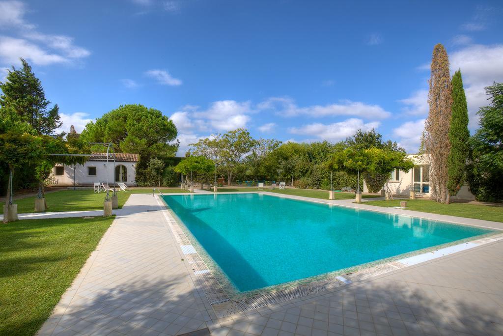 Tenuta Sant'Andrea Giuggianello Ngoại thất bức ảnh