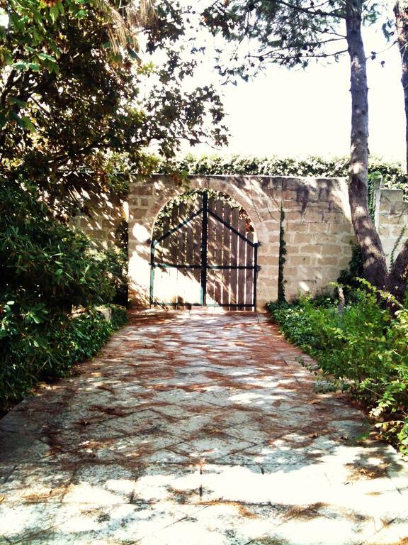 Tenuta Sant'Andrea Giuggianello Ngoại thất bức ảnh